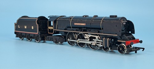 Hornby R459 - Royal Doulton 50th Anniversary Collection - LMS City of St Albans - Picture 10 of 24