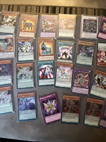 52 Yu-Gi-Oh Cards RARE SOME HOLOGRAPHICS 1st Edition - Picture 5 of 8