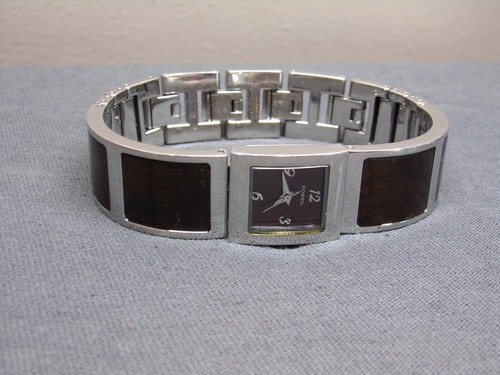 Women's FOSSIL Watch ES-1539 w/ New Battery - Works Great! f79