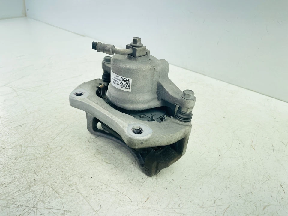 Оригинальный передний левый тормозной суппорт Buick Regal 2018-2020 годов выпуска 84206103 60K - Изображение 3 из 4