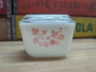 Vintage PYREX Pink Gooseberry 501-B 1-1/2 Cup Refrigerator Dish & Lid