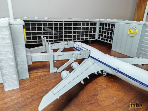 1/400 Gran Terminal Aeropuerto Frankfurt Aeropuerto Alemania Montar Modelo Impreso en 3D - Imagen 13 de 22
