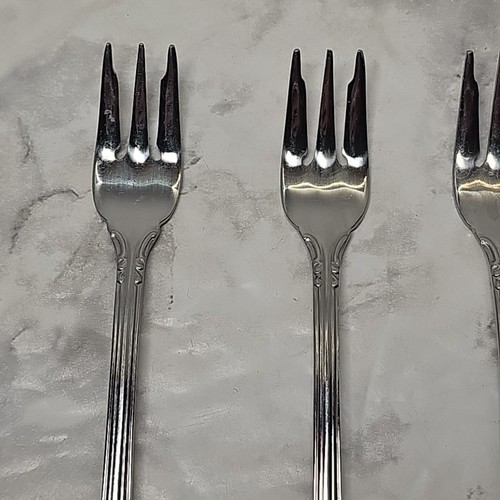 Vintage Cocktail Flatwear Forks Stainless By Salem Forks Scroll Design Seafood - Picture 3 of 12