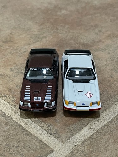 LOT (2) 1986 Ford Mustang SVO Foxbody Auto World Target Exclusive 4 Pack 1/64 - Picture 3 of 16