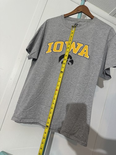 Russell Athletic - Iowa Hawkeyes - Men’s Medium Logo Tee - CFB - Gray -📸👀 - Picture 5 of 9