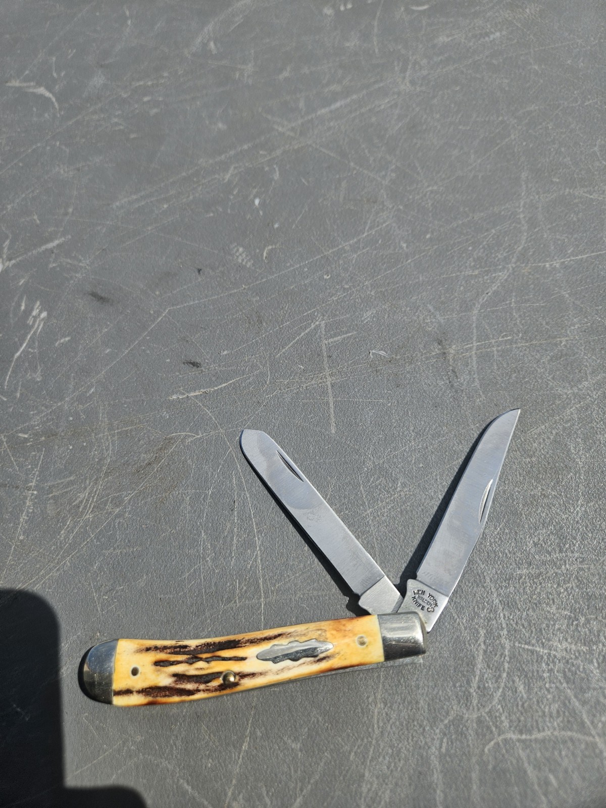 Vintage New York Knife Co. Walden Pocket Knife Stag Handles 2 Blade Trapper Nice