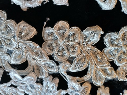 Verschiedene Spitzen für Braut und Millinery - Bild 2 von 6