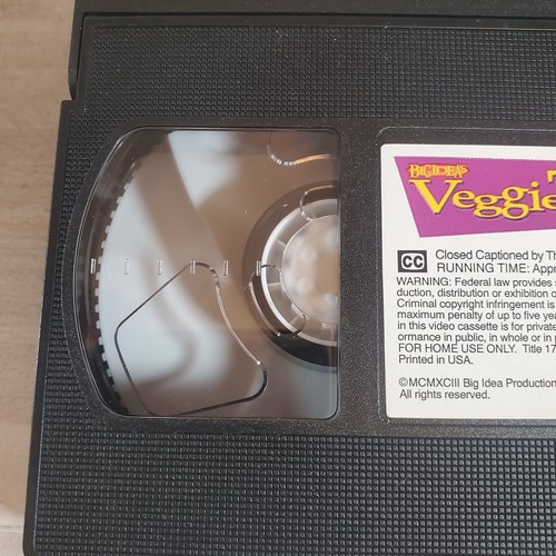 VeggieTales Dave Giant Pickle VHS Video Tape Self-Esteem Tested Plays Well VCR - Picture 15 of 17