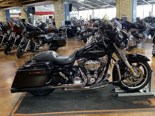 2012 Harley-Davidson® FLHX - Street Glide® - Picture 5 of 12