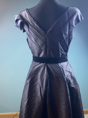 Damen-Minikleid Größe 8 schwarz Taft formell Fit N Flare Gürtel Doppel-V - Bild 20 von 20