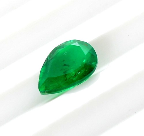 Emerald Color Doublet Pear Cut 10x7 mm 1.62 CTS Faceted Loose Gemstone - Bild 5 von 8