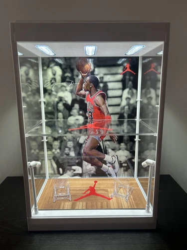 MICHAEL JORDAN Custom LED sports card display case Chicago Bulls GOAT