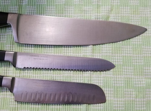 Hampton Forge 3pc Knife Set: 8" Chef's Knife, 6" Utility and 5.5" Santoku - Picture 5 of 6