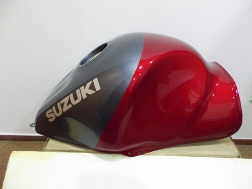 Suzuki GSX1300R Fuel Tank 1999-2003 NOS GSX1300 Hayabusa TANK 44100-24F12-CN4 - Picture 4 of 12