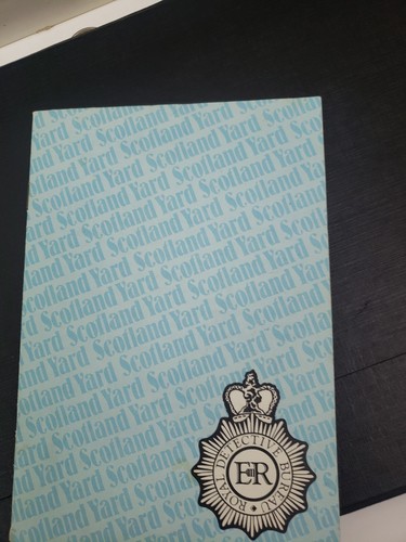 Scotland Yard 1985 juego de mesa vintage Milton Bradley que falta 1 peón y bloc de notas - Imagen 7 de 10