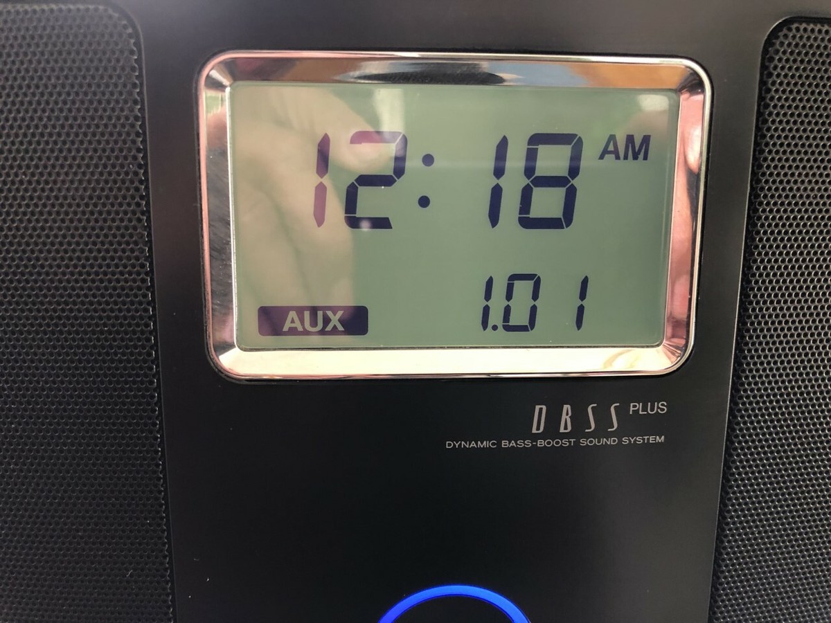 Teac SR-LX5i Hi-Fi Table Radio/iPod Dock Alarm Clock/S-Video