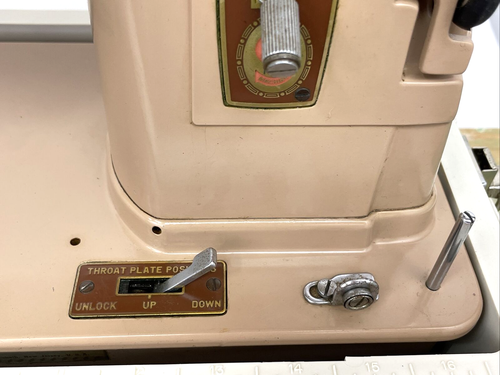 SERVICED Heavy Duty Vtg Singer 404 Sewing Machine Slant Needle Case Accessories - Picture 4 of 24