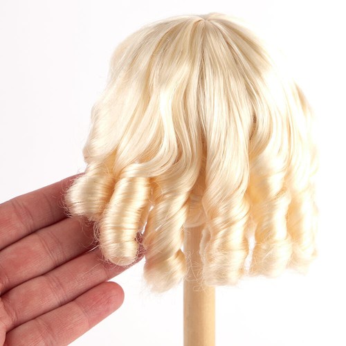 Monique Synthetic Mohair Julie Bleach Blonde 8"-9" Doll Wig - Picture 2 of 4