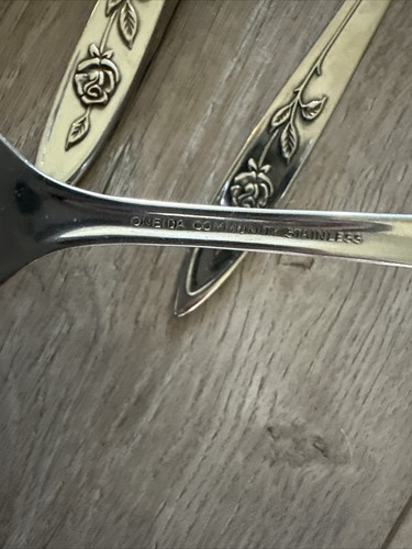 Lot Of 4 Oneida Community My Rose Stainless Serving Utensil Set Serving Spoon - Picture 4 of 4