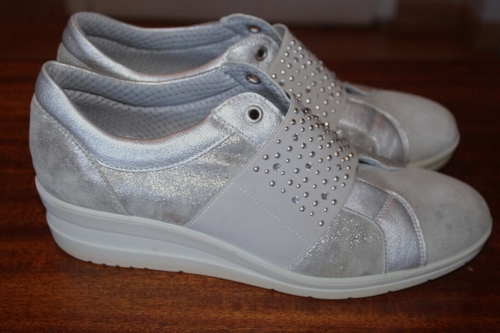 ZAPATOS/ZAPATILLAS IMAC HERMOSOS RAROS GRIS METALIZADO CUERO ITALIANO CON TACHUELAS TALLA 41 - Imagen 2 de 6
