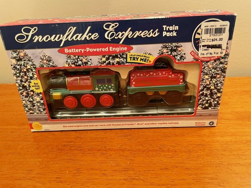 Lionel Snowflake Express train pack, lighted. plays Jingle Bells. - Picture 2 of 9