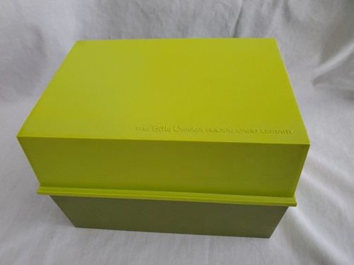 1970's Betty Crocker Recipe Card Library Box Avocado Green w/ 12 pkgs Cards - Picture 5 of 5