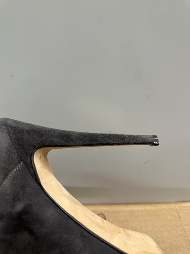 Brian Atwood Boots Booties Gray Suede Euro Size 40.5 US 9.5 Stilettos Platforms - Picture 8 of 13