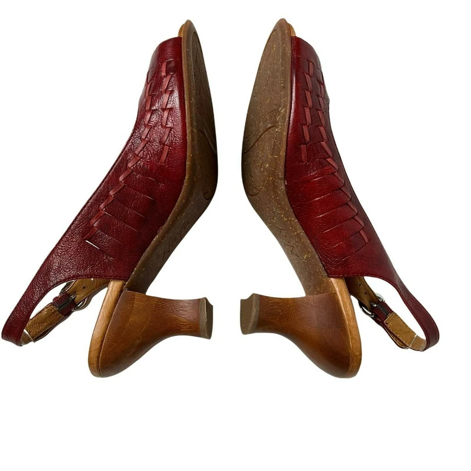 Naya Fandanga Red Leather Peep Toe Sling Back Buckle Bamboo Block Heel Pumps 8.5 - Image 3 of 4