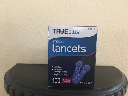 200 TRUE PLUS 30 GAUGE LANCETS And Easy Touch Lancing Device Ejector - Picture 3 of 5