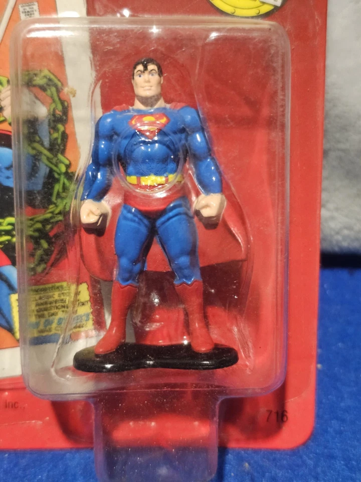 Figura de acción de DC Comics Super Heroes Ertl Superman de metal fundido a presión con tarjeta 1990 Foto 3 de 4