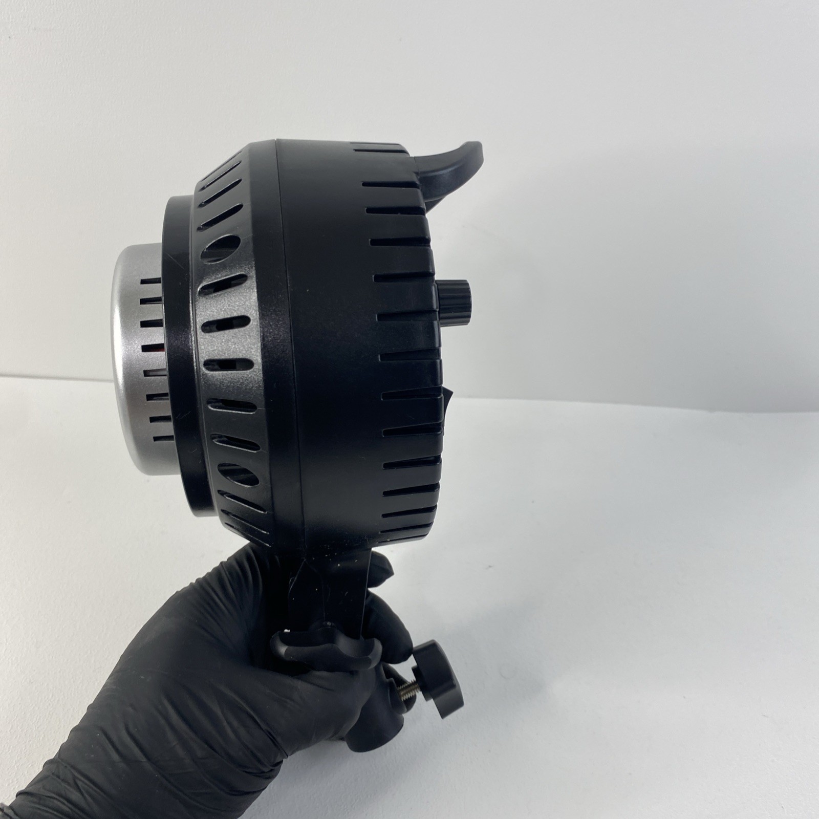 NEEWER CL-60B 60W LED Light 3200K-5600K W/ Remote & Hand Tripod