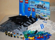 Lego® 7498 City Große Polizeistation mit Figuren und Anleitungen