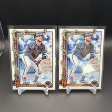 2025 Topps Holiday #H34 Pete Alonso (2) Cards