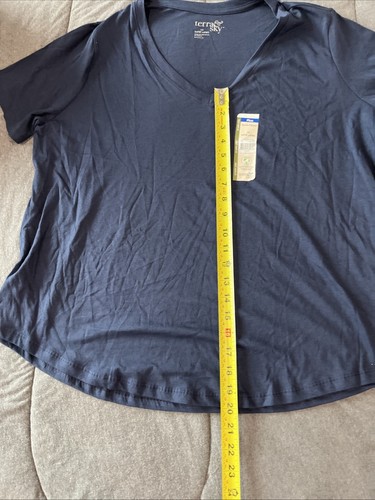 Terra & Sky Women's V-Neck T-Shirt with Short Sleeves Dark Blue Size 1X - Picture 2 of 3
