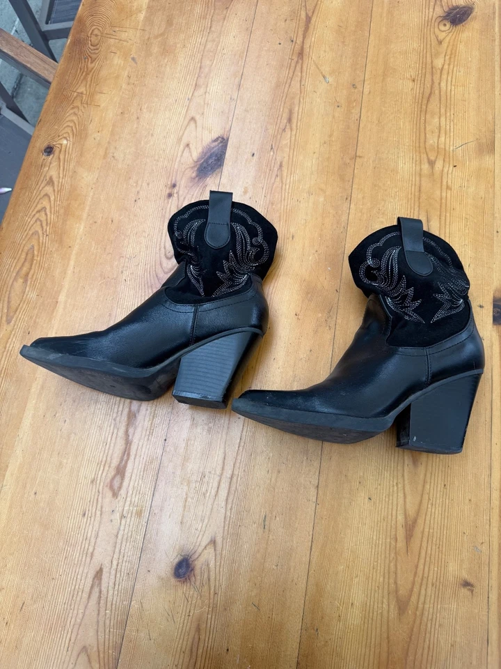 Dolce Vita Keller Women's Black Leather Western Boots Sz 6 F8 - Image 3 of 4