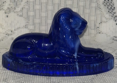 Vogelsong Summit Glas Midnight Cobalt Blue Oscar der Löwe Figur Briefbeschwerer - Bild 4 von 8