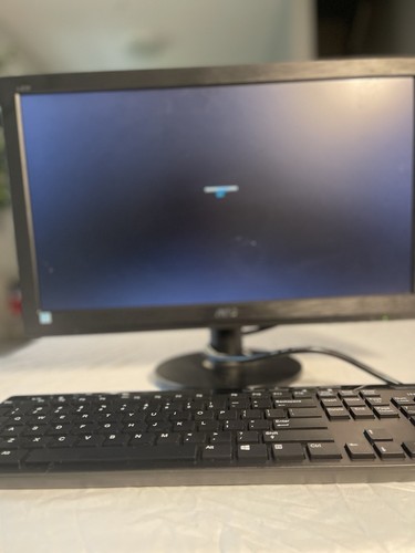 AOC E2060Sw 19” LED Widescreen Monitor 1600x900 HD VGA DVI + Insignia Keyboard - Picture 2 of 9