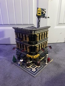 Lego Grand Emporium 10211