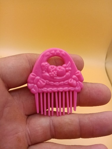 RARE Vintage 1990s Tonka Cutie Fruiti Cupcake Surprise Doll Cherry Chip COMB - Picture 3 of 5