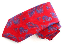 NORDSTROM RED SILK  MEN'S NECK Tie W: 3 " BY L: 60" MADE IN CHINA
