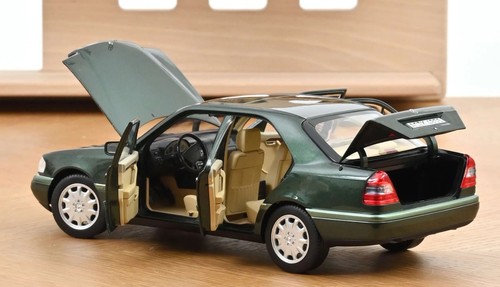 NOREV - MERCEDES-BENZ C-Class 1993 Malachite Green - 1/18 - NOREV183372 - Picture 3 of 3