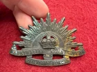 WW1 Original AUSTRALIAN COMMONWEALTH MILITARY FORCES Rising Sun Slouch Hat Badge