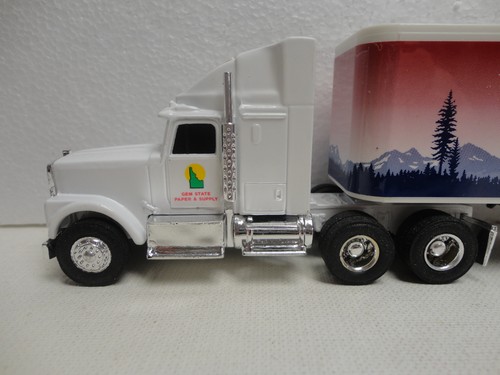 Ertl IDAHO GEM STATE PAPER COMPANY White 1/64 scale SEMI - Picture 1 of 8