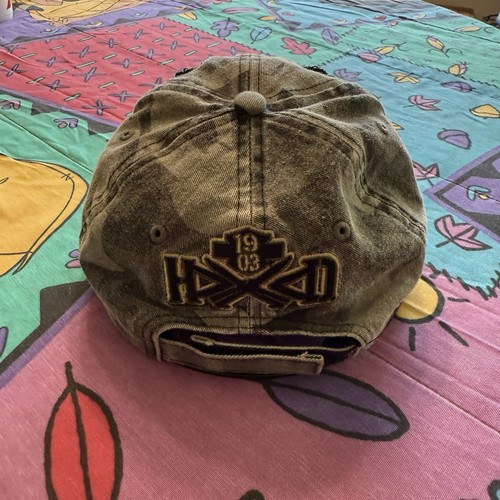 Vintage Harley Davidson Mesh Hat Eagle Wings American Needle Gold Embroidered - Picture 2 of 4