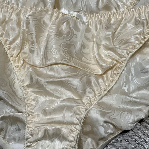 Vintage IVORY Shiny Satin Bikini Panty Morgan Taylor SILK Panties x 2 - Picture 4 of 12