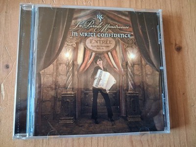 rar: IN STRICT CONFIDENCE - La Parade Monstreuse Electro / Synthi Pop CD