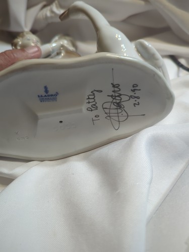Lladro Figurine 5033 "Avoiding the Goose" - No Box - Mint - Fast Ship - Signed - Picture 15 of 15