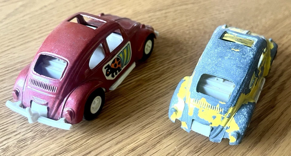 两个老式Tootsie玩具压铸大众甲虫大众虫红色和黄色 — 第 3/4 张图片