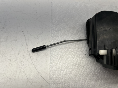 OEM FRONT LEFT LOCK LATCH Actuator 2004-2010 BMW E60 535i 525i 5-SERIES 7167071 - Picture 4 of 9