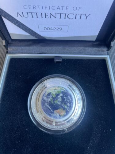 Australian Proof Coin Set $5 Earth & Beyond Earth , Moon , Sun & Milky Way - Picture 13 of 24